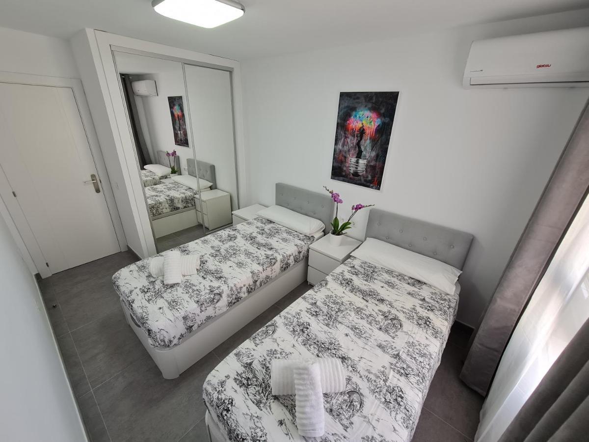 Modern 3 Bedroom Luxury Apartment In Torremolinos Buitenkant foto